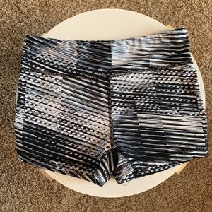 Black and white medium spandex